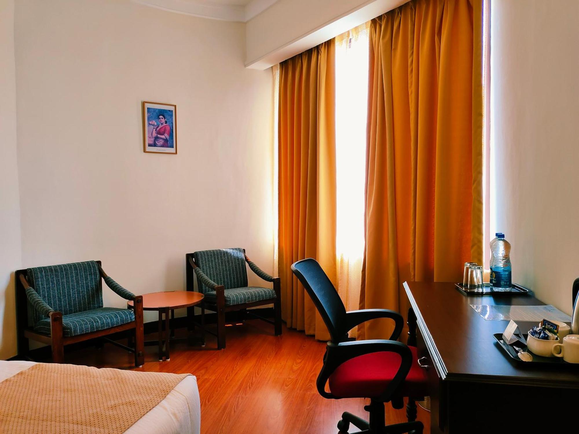 Presidency Kochi City Centre Exteriör bild